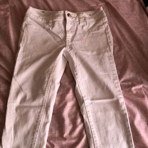 White American eagle jeans